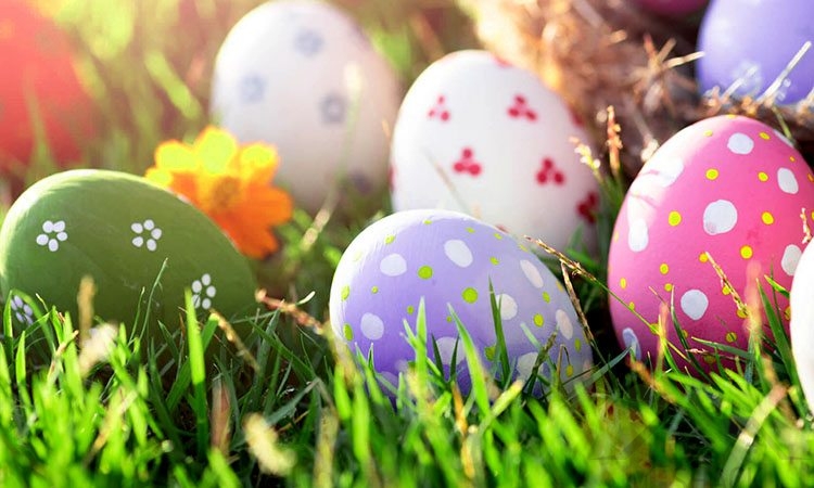 8 Easter Decoration Ideas: Bring the Easter Spirit Into Your Home