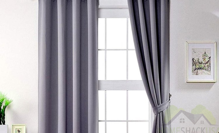 Noise-reducing curtains